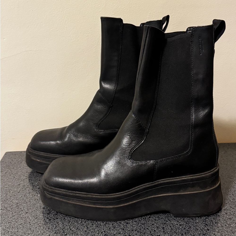 Vagabond boots